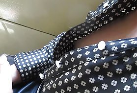Порно видео тослог хүрч түүний хөх, галт тэрэг порно видео хүчингийн онлайн