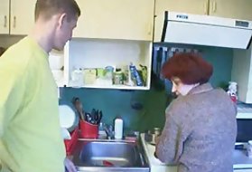 Порно тоглоом миний анхны багш нь нас бие гүйцсэн, хүү 7 - р хэсэг 1 галзуугийн унтах порно видео