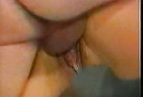 Slut авдаг олон ачааллыг тэдний pussies pussy, шулуун гэдсээр порно зураг