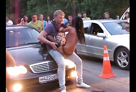 Порно өвөө fucks азтай залуугийн машин гэрийн порно видео гажуудлыг