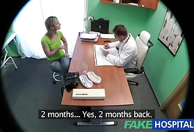 Сайхан шаргал хүсдэг эмч cock нь түүний хуурамч төв